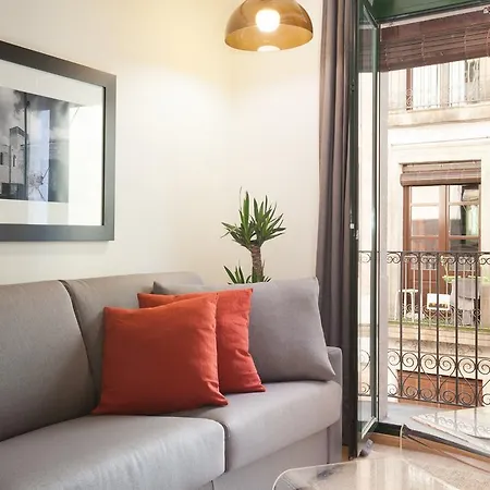Canela Homes Macba Apartman *