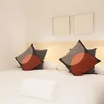 Апартаменты Canela Homes Macba