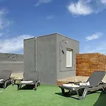 Canela Homes Macba Апартаменты